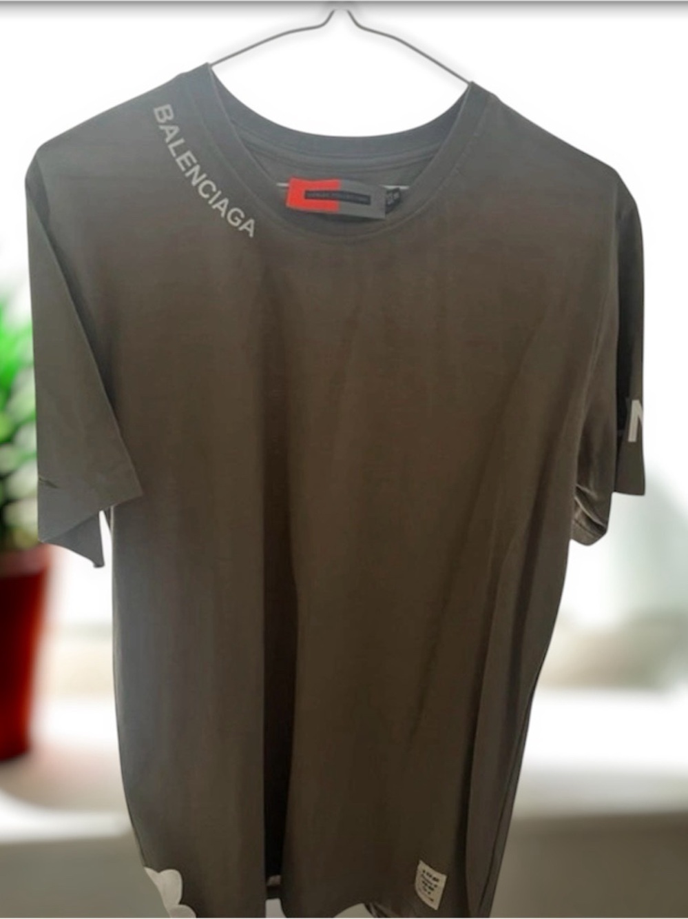 alenciaga Logo Shoulder & Sleeve Graphic T-Shirt Khaki Grey Size M